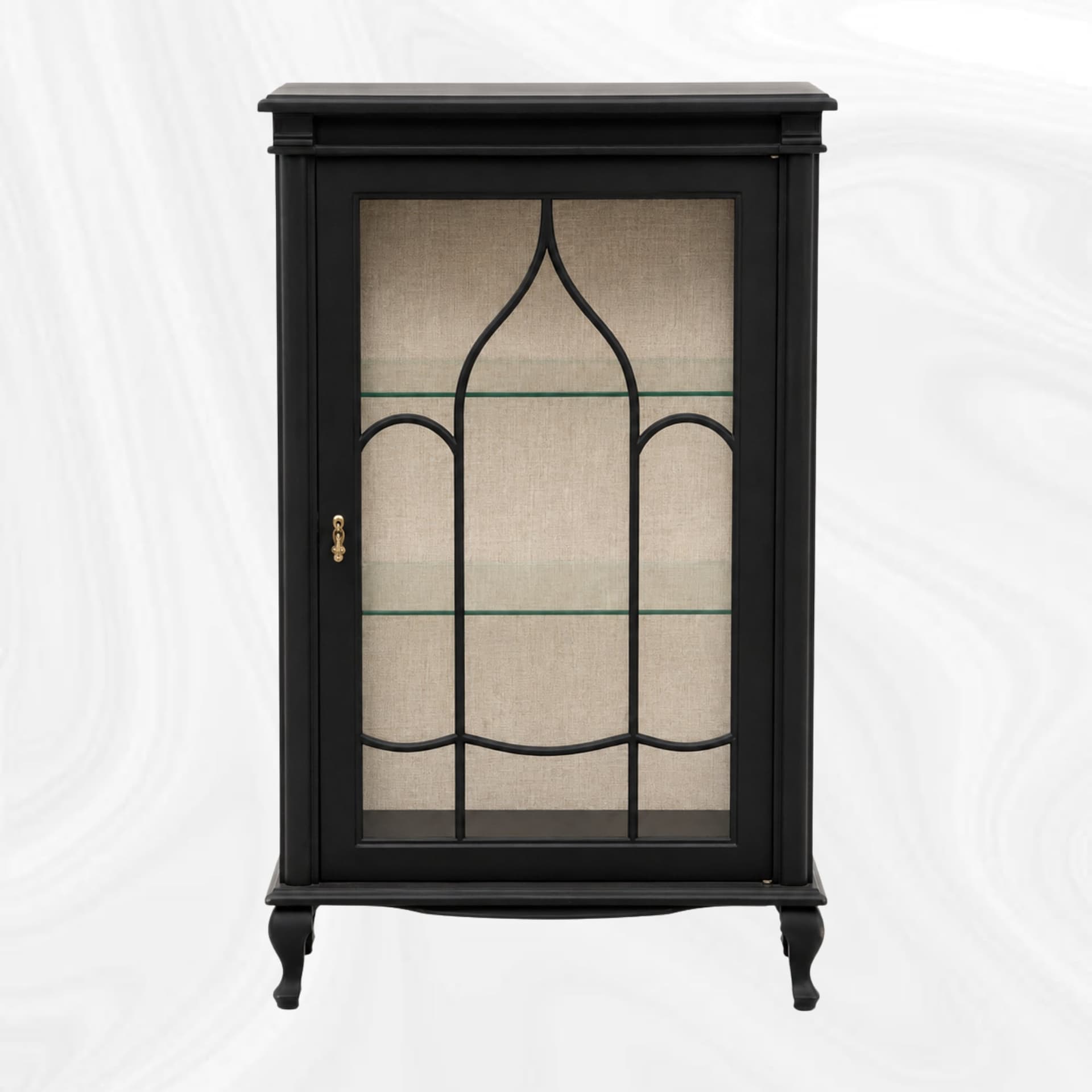 Vitrine noire a trace ogival, seconde vue de face