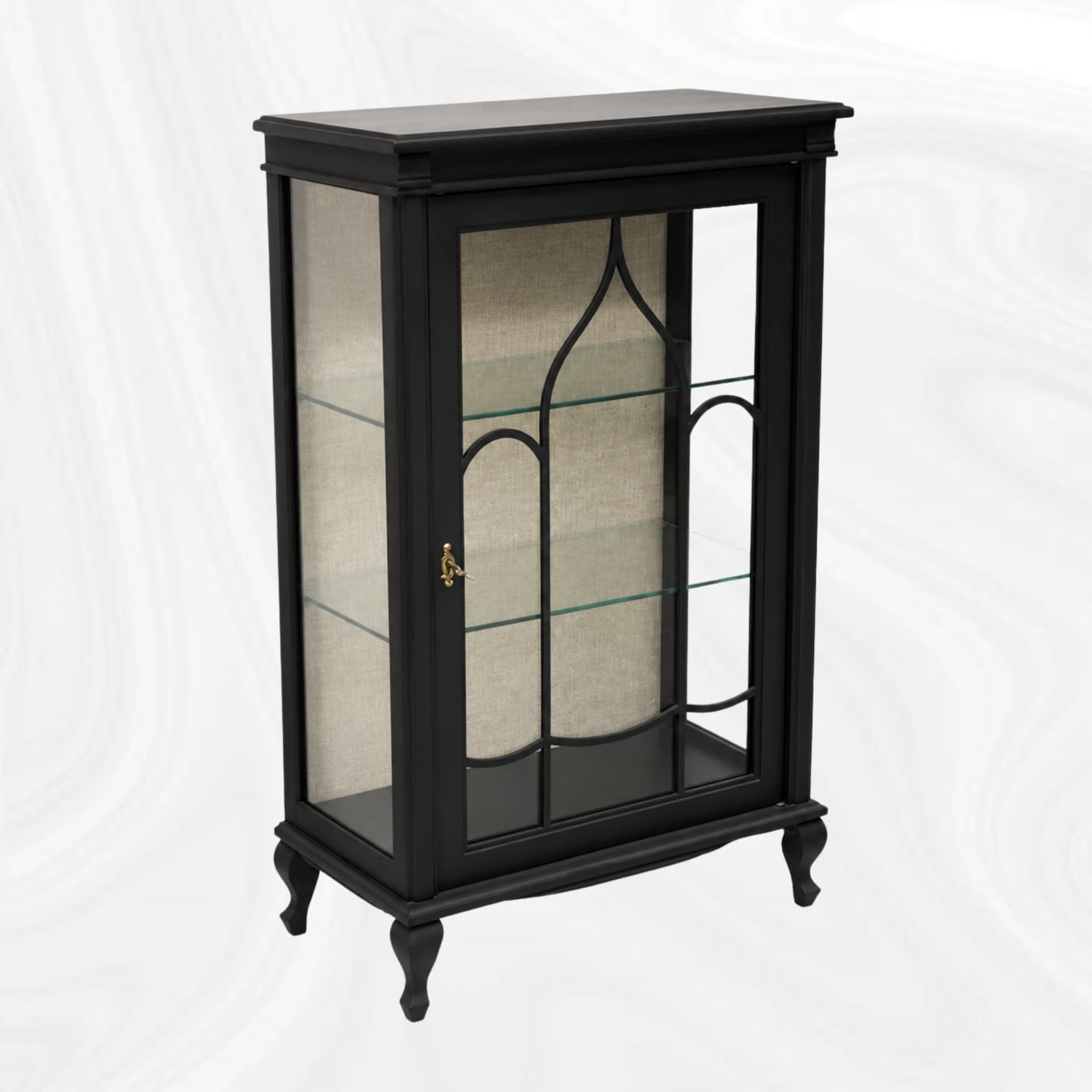 Vitrine noire a trace ogival, vue de trois quarts alternative